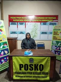 Relawan Covid-19 Posko PPKM Mikro Botodayaan